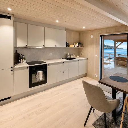 Quiet Premium By The Sea - Sommaroy Casa vacanze *